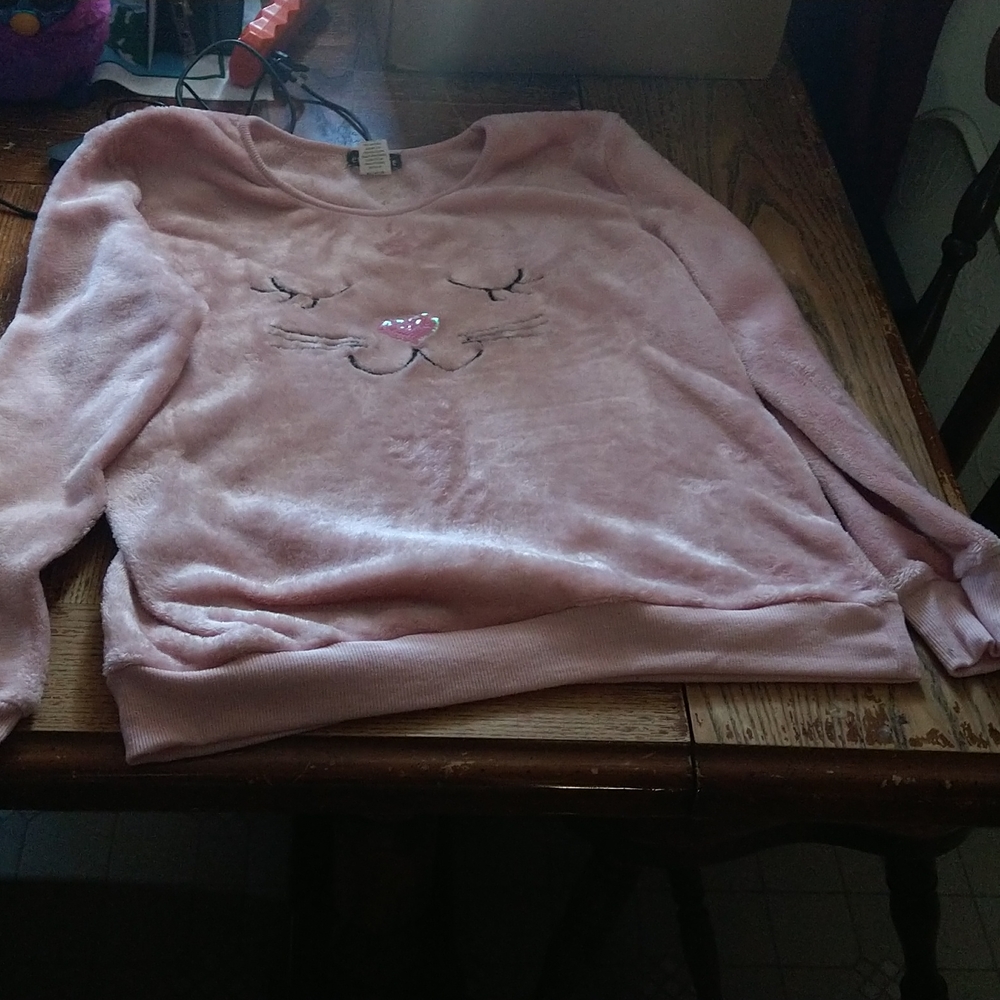 Women soft warm top
